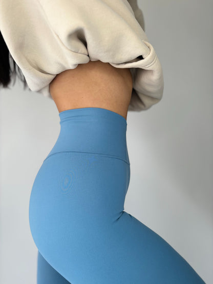 Luxe Form Leggings - Sky Blue